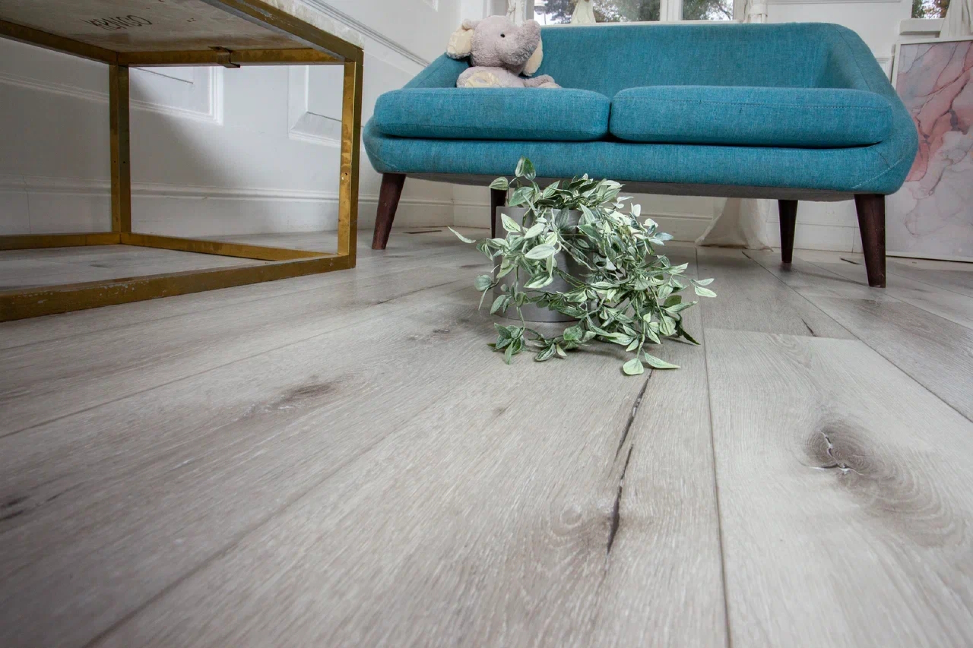 Усовершенствованная кварц-виниловая плитка «Damy Floor» Дуб Классический Серый (1227*187*2,5 мм) — купить в Сарове