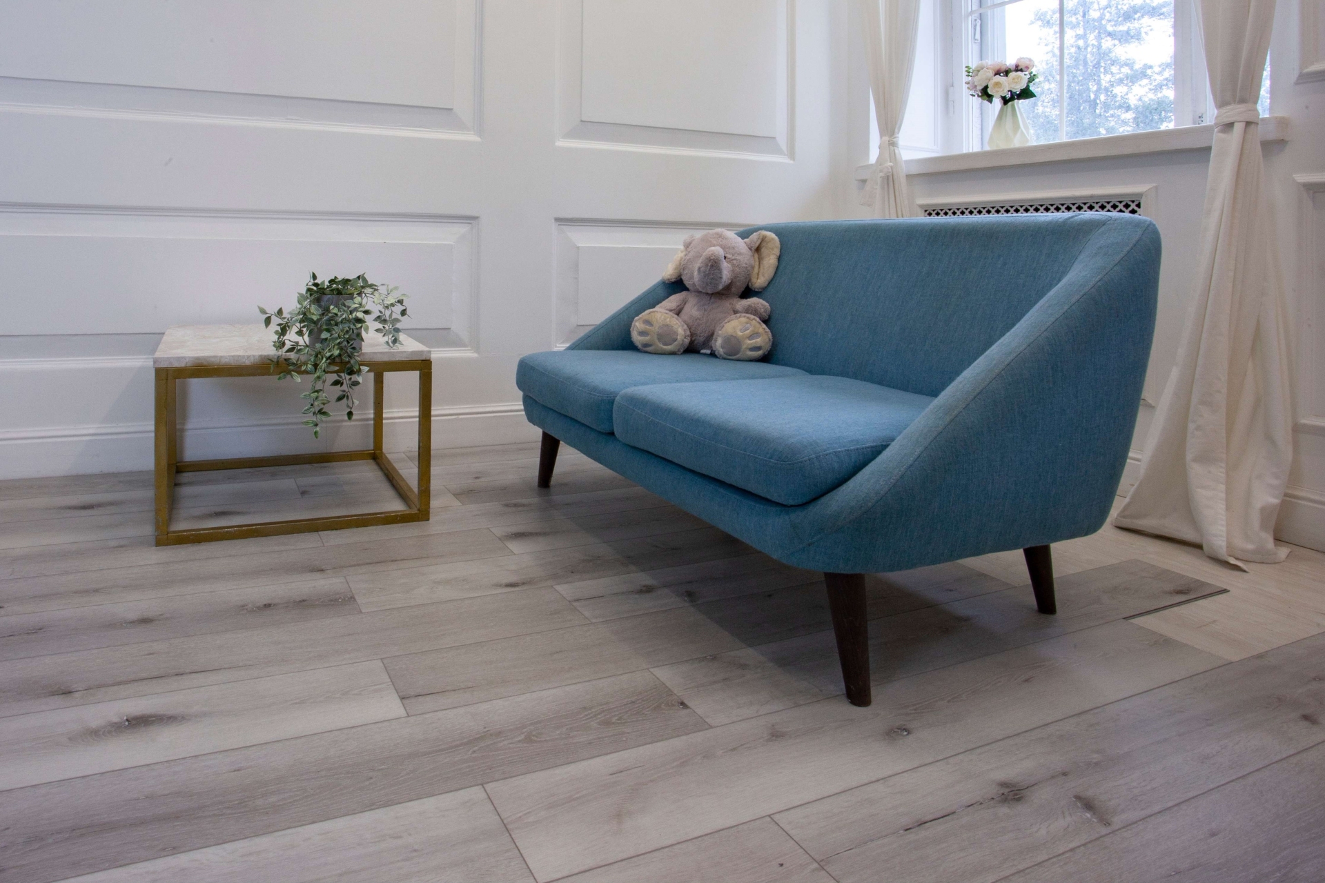 Усовершенствованная кварц-виниловая плитка «Damy Floor» Дуб Классический Серый (1227*187*2,5 мм) — купить в Сарове